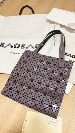 Bao Bao Issey Miyake 6x6 สีเทาอมม่วงสุดหรู 💥