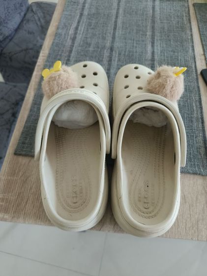 ร้องเท้ามือสอง
