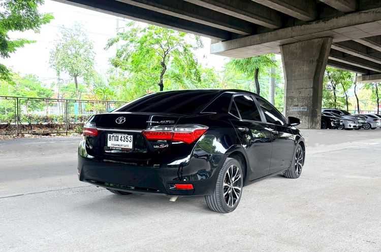 Toyota Altis 2018 1.8 S Sedan เบนซิน ไม่ติดแก๊ส เกียร์อัตโนมัติ ดำ รูปที่ 2