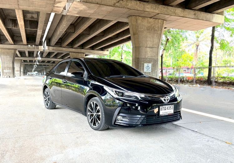 Toyota Altis 2018 1.8 S Sedan เบนซิน ไม่ติดแก๊ส เกียร์อัตโนมัติ ดำ รูปที่ 3
