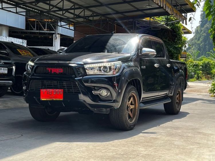 รถ Toyota Hilux Revo 2.4 G Prerunner สี ดำ