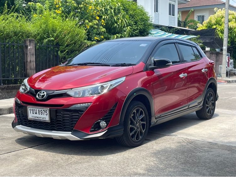 Toyota Yaris 2020 1.2 High Cross Sedan เบนซิน ไม่ติดแก๊ส เกียร์อัตโนมัติ แดง รูปที่ 3