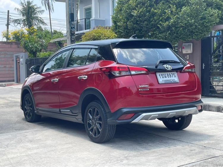 Toyota Yaris 2020 1.2 High Cross Sedan เบนซิน ไม่ติดแก๊ส เกียร์อัตโนมัติ แดง รูปที่ 4