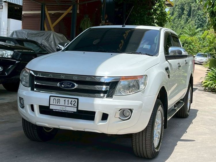 รถ Ford Ranger 2.2 Hi-Rider XLT สี ขาว
