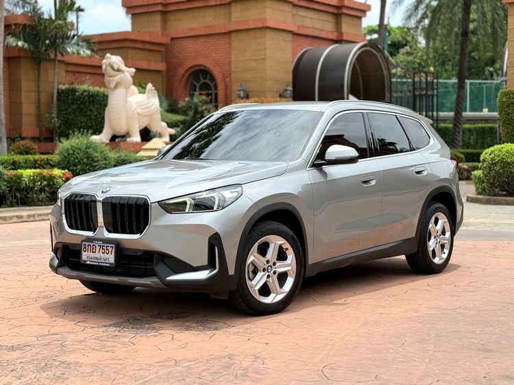 รถ BMW X1 1.5 sDrive18i xLine สี เทา