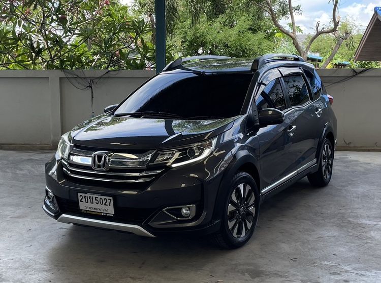รถ Honda BR-V 1.5 SV สี เทา