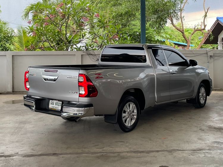 Toyota Hilux Revo 2023 Smart Cab 2.4 Mid Z Edition Pickup ดีเซล ไม่ติดแก๊ส เกียร์ธรรมดา บรอนซ์เงิน รูปที่ 2