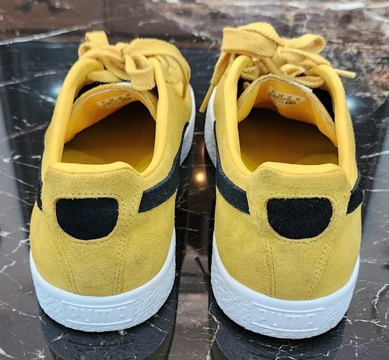 ปล่อยด่วน Puma Clyde หนังกลับสีเหลืองแถบดำ เบอร์46(11UK) สภาพกริปไม่ค่อยได้ใส่ 500บาท พิกัดระยอง สนใจติดต่อ0818695519ครับ รูปที่ 2