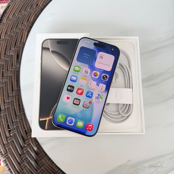 256 GB iphone 16 pro 256g มีประกันศูนย์