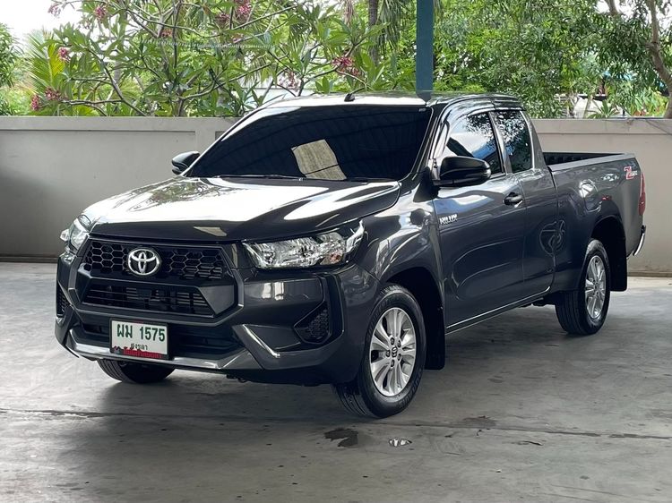 รถ Toyota Hilux Revo Smart Cab 2.4 Entry Z Edition สี เทา