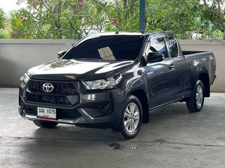Toyota Hilux Revo รุ่น Smart Cab 2.4 Entry Z Edition สีเทา MT ปี 2024