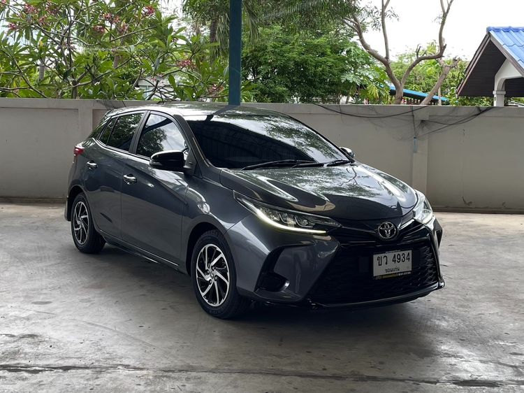 Toyota Yaris 2021 1.2 Sport Sedan เบนซิน ไม่ติดแก๊ส เกียร์อัตโนมัติ เทา รูปที่ 3