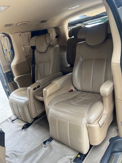 Hyundai Grand Starex 2013 2.5 VIP Van ดีเซล เกียร์อัตโนมัติ เทา รูปที่ 4