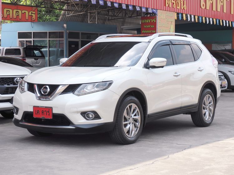 Nissan X-Trail 2016 2.5 V 4WD Utility-car เบนซิน ไม่ติดแก๊ส เกียร์อัตโนมัติ ขาว รูปที่ 3