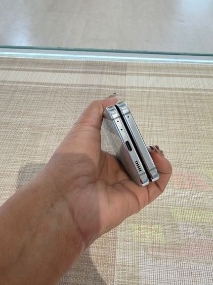 Samsung Flip5 512gb รูปที่ 5