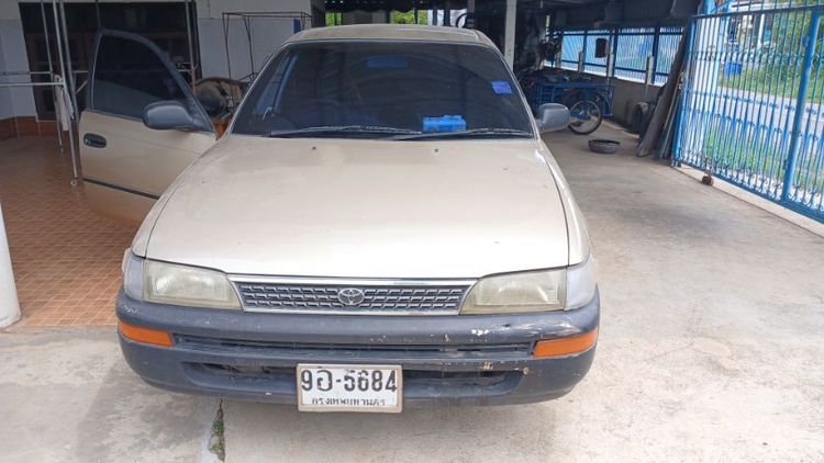 รถ Toyota Corolla 1.6 GXi สี บรอนซ์ทอง