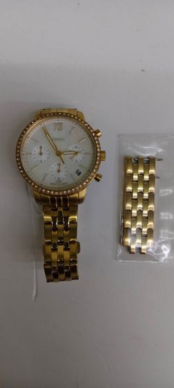 Fossil ES5358 สีทอง หน้าปัดมุก ประดับคริสตัล ครบกล่อง ใบเสร็จ Central รูปที่ 7