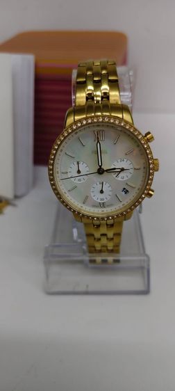 Fossil ES5358 สีทอง หน้าปัดมุก ประดับคริสตัล ครบกล่อง ใบเสร็จ Central