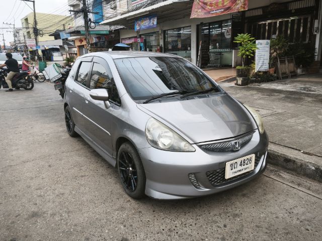 รถ Honda Jazz 1.5 SV VTEC สี เทา