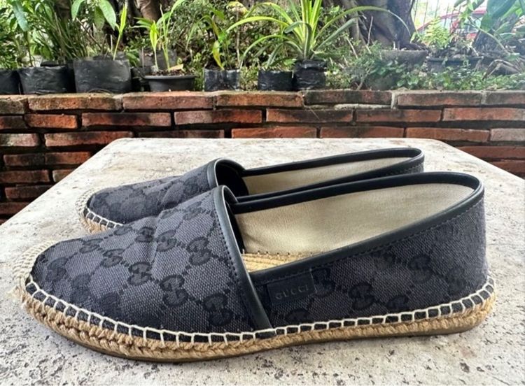 รองเท้าส้นแบน ดำ ผ้าใบ UK 6 | EU 39 1/3 | US 7.5 อื่นๆ Gucci Espadrille In Black GG Supreme Canvas 39EU