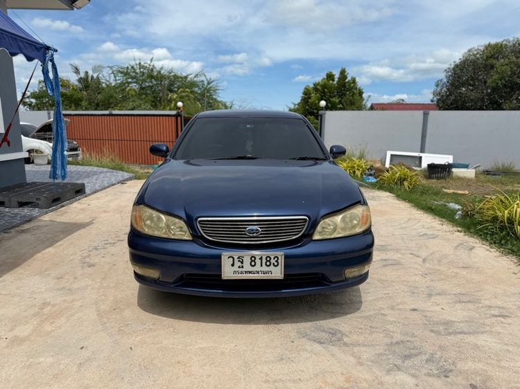 รถ Nissan Cefiro 2.0 สี น้ำเงิน
