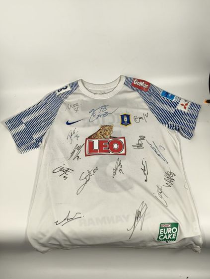 เสื้อบอลมีลายเซ็น รูปที่ 5