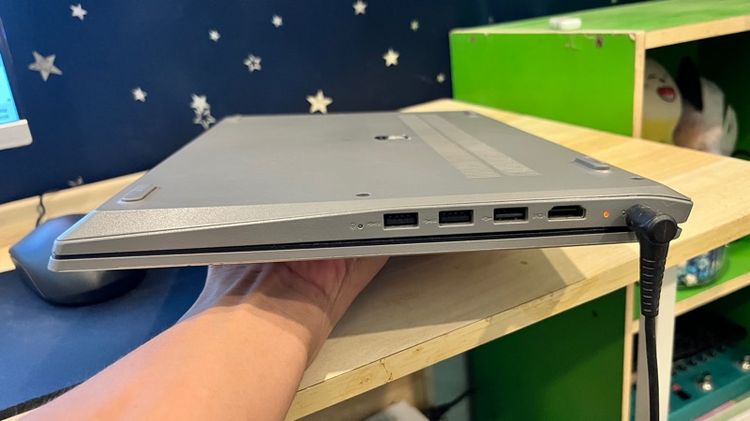 โน๊ตบุ๊ค Lenovo ideapad Slim 3 รุ่น 81WD รูปที่ 5