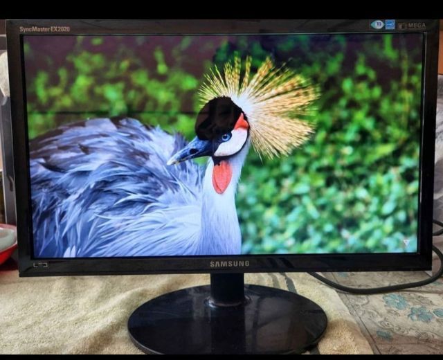 จอ led 20" ซัมซุง ex2020x  ภาพสวย ใส คมชัดมาก สภาพ  ประกันไม่เป็นฝ้า ใช้กันยาวๆ รูปที่ 4