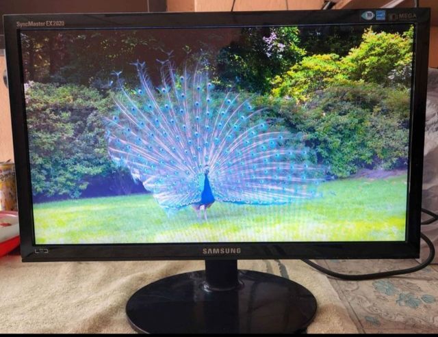 จอ led 20" ซัมซุง ex2020x  ภาพสวย ใส คมชัดมาก สภาพ  ประกันไม่เป็นฝ้า ใช้กันยาวๆ รูปที่ 2