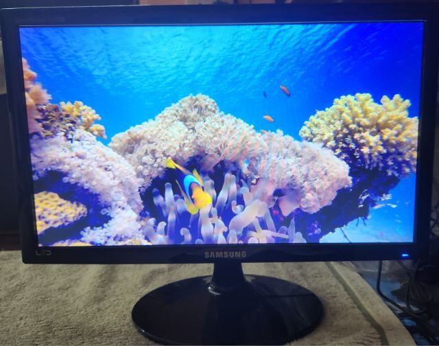 จอ led ซัมซุง 19" 19a300b ภาพสวยคมชัด ประกันไม่เป็นฝ้า ฟิล์มไม่เสื่อม พร้อมอะแด็ปเตอร์ รูปที่ 2