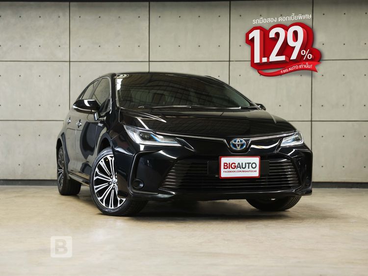 รถ Toyota Altis 1.8 Hybrid Premium สี ดำ