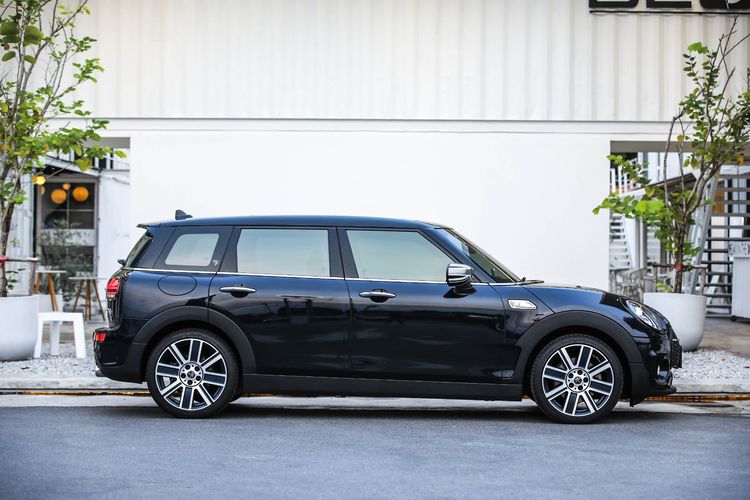 รถ Mini CLUBMAN 2.0S สี น้ำเงิน