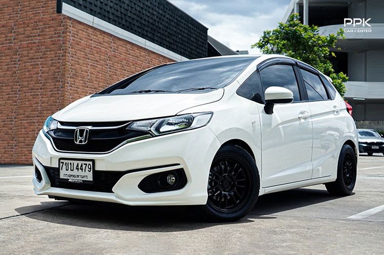 รถ Honda Jazz 1.5 S สี ขาว
