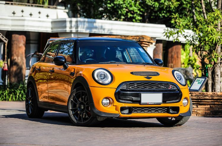 รถ Mini COOPER 5 DOOR HATCH 2.0 S สี ส้ม