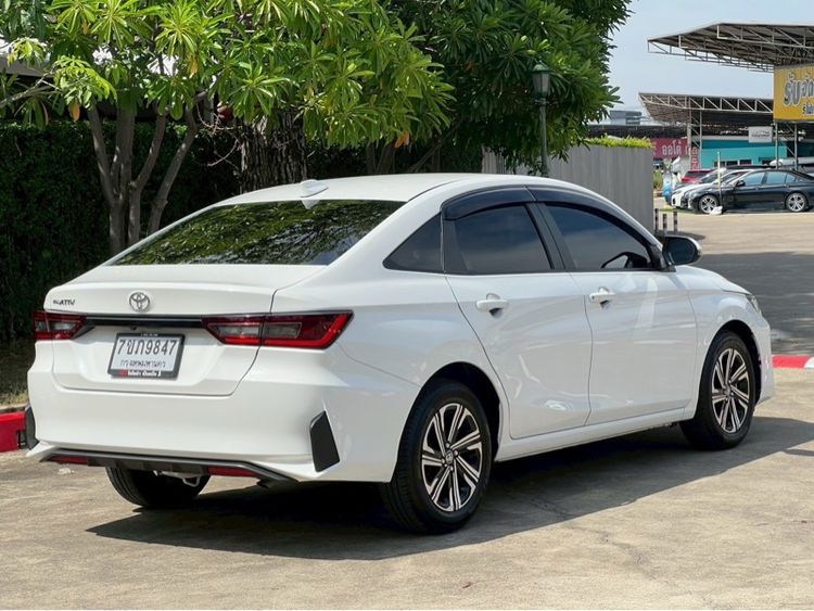 Toyota Yaris ATIV 2023 1.2 Smart Sedan เบนซิน เกียร์อัตโนมัติ ขาว รูปที่ 4
