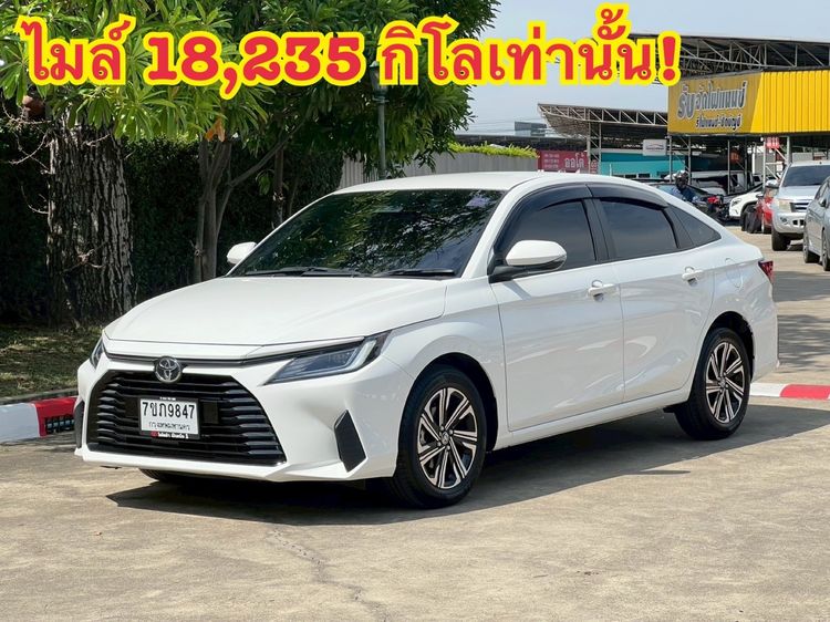 TOYOTA YARIS ATIV SMART ปี 2023 ไมล์ 18,235 กิโลเท่านั้น สีเดิมทั้งคัน ไม่เคยทำสีแม้แต่ชิ้นเดียว เราลงประวัติเข้าศูนย์ TOYOTA ให้ดูชัดเจน
