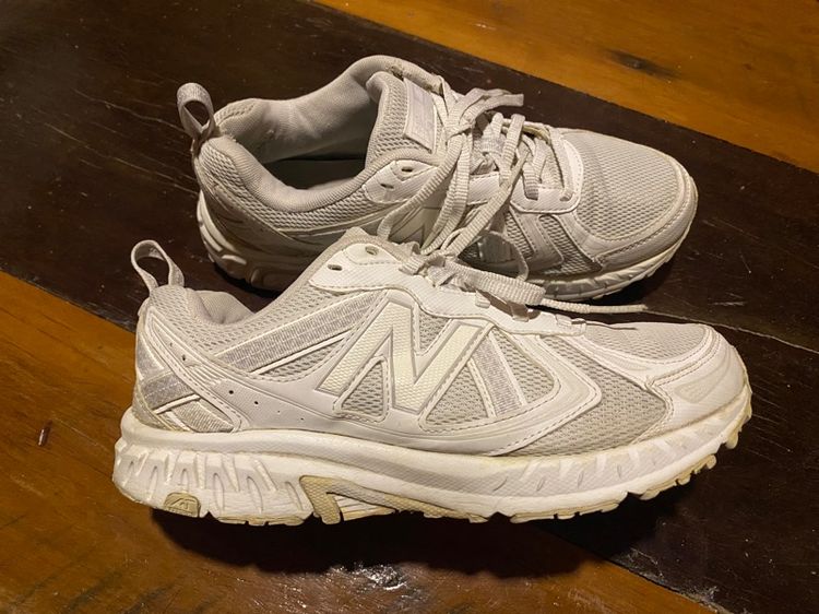 New Balance 410 40.5l25.5
