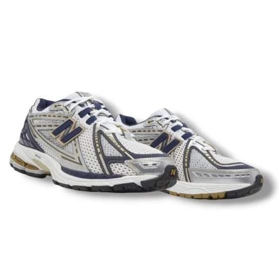 ผู้ชาย อื่นๆ รองเท้าวิ่ง New Balance  45 29cm.