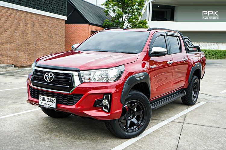 รถ Toyota Hilux Revo 2.4 J Plus Prerunner สี แดง