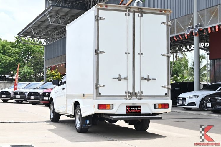 Isuzu D-MAX 2022 1.9 B Pickup ดีเซล ไม่ติดแก๊ส เกียร์ธรรมดา ขาว รูปที่ 3