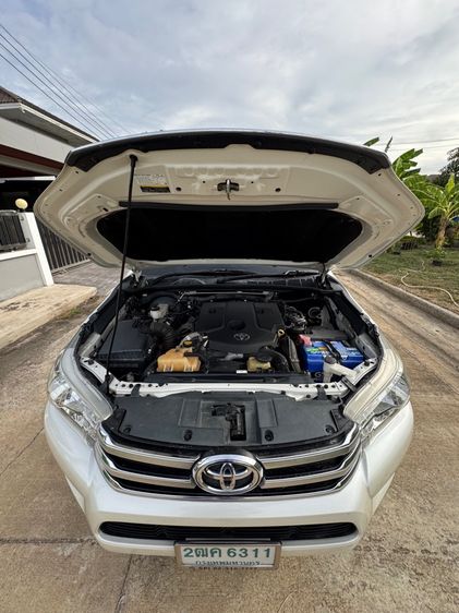 Toyota Hilux Revo 2015 2.8 G Prerunner Pickup ดีเซล เกียร์ธรรมดา ขาว รูปที่ 4