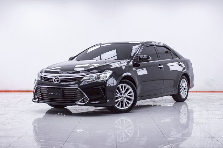 รถ Toyota Camry 2.5 G สี ดำ