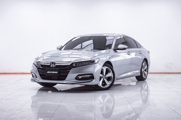 รถ Honda Accord 2.0 Hybrid Tech สี เทา