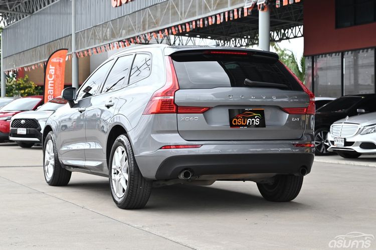 Volvo XC60 2018 2.0 D4 Momentum 4WD Utility-car ดีเซล ไม่ติดแก๊ส เกียร์อัตโนมัติ เทา รูปที่ 3