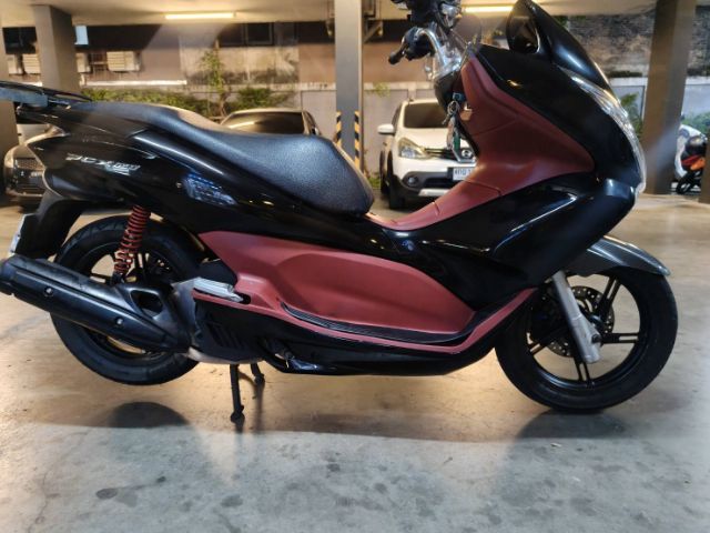 Honda pcx 2012 เอกสารครบเล่มเขียวชุดโอน ให้พร้อมทะเบียนครับ