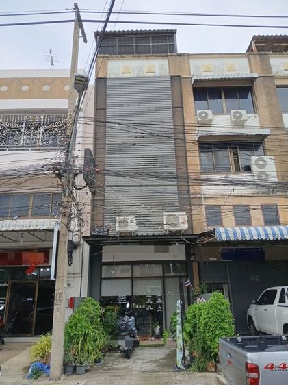ขายอาคารพาณิชย์ 3.5 ชั้น กลางใจเมืองโคราช