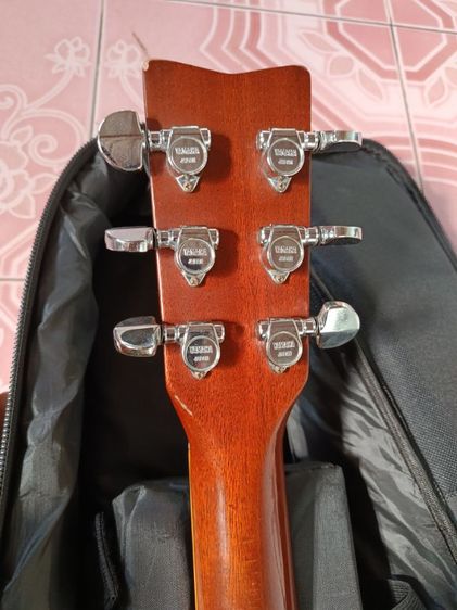 กีต้าโปร่ง YAMAHA fg401 รูปที่ 5