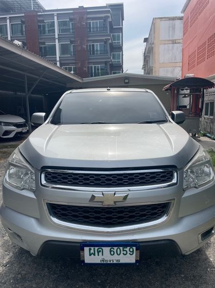 รถ Chevrolet Colorado 2.5 LT สี บรอนซ์เงิน