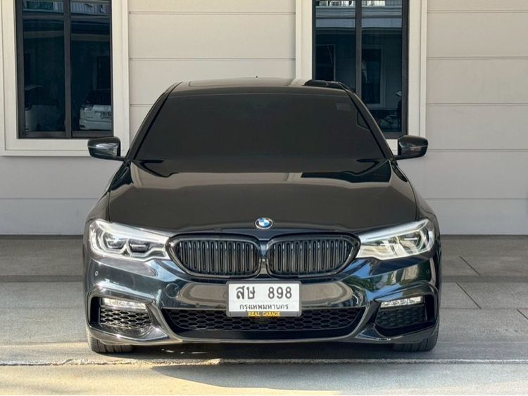 BMW Series 5 2018 530e Sedan ปลั๊กอินไฮบริด (PHEV) ไม่ติดแก๊ส เกียร์อัตโนมัติ ดำ รูปที่ 2