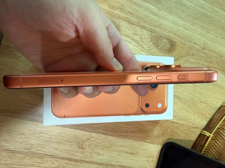 iphone 17 pro max รูปที่ 5